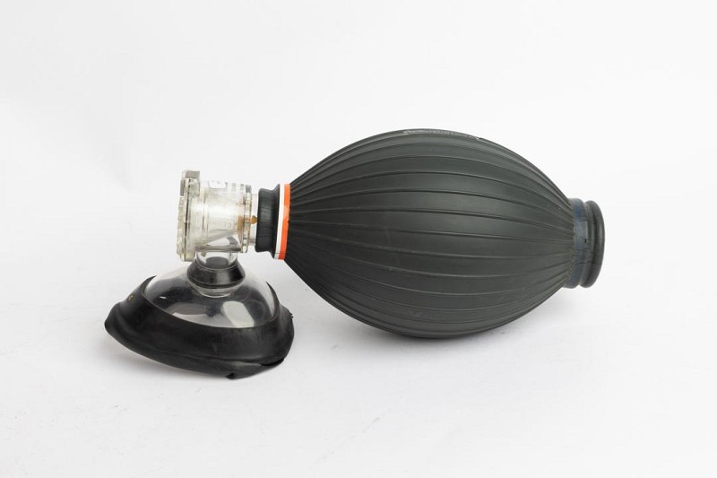 Resuscitator Black